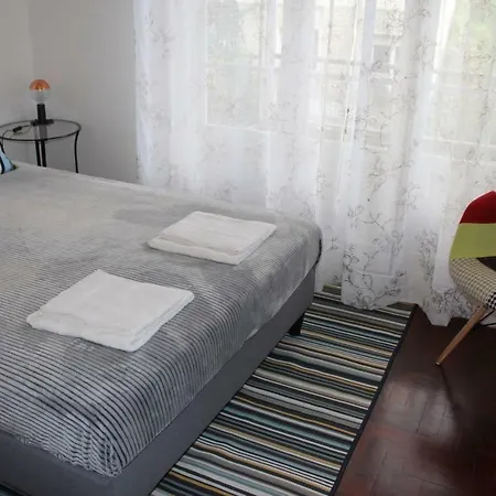 Central In Apartment *